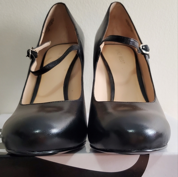 Nine West Msknoitall Black Leather Mary Jane Pump - Picture 8 of 12